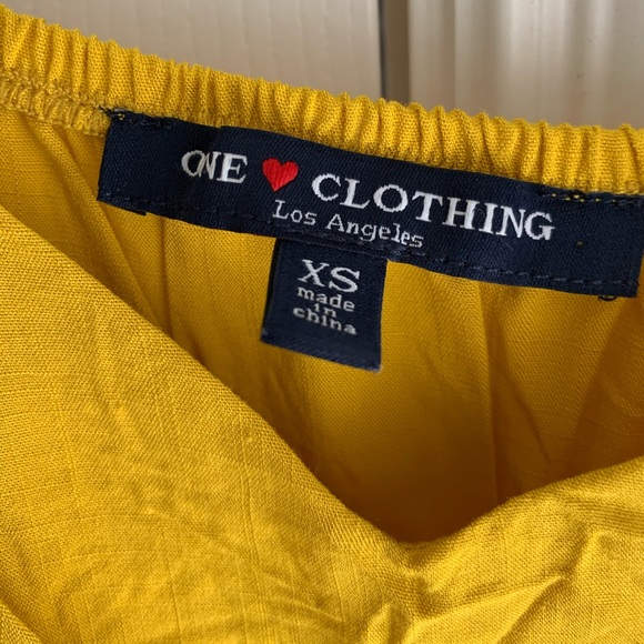 Summery yellow romper! - Picture 2 of 2